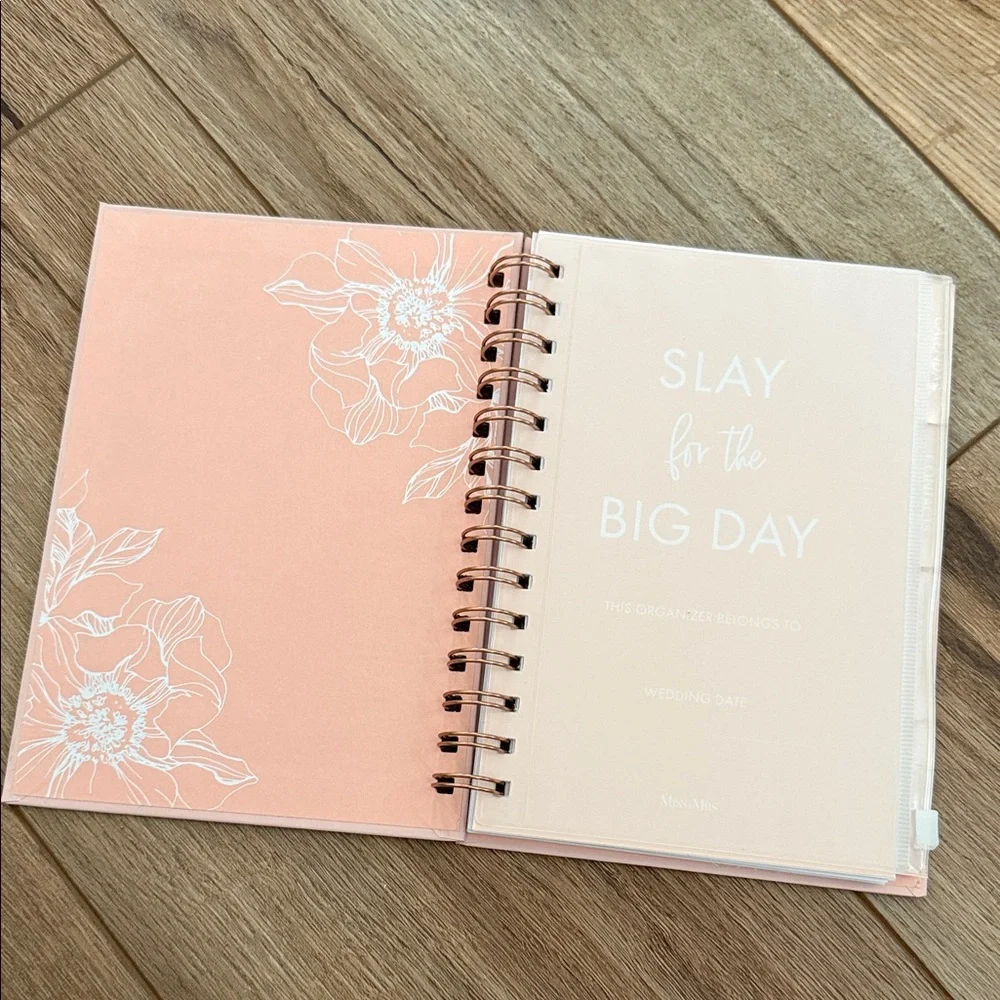 Pink Future Mrs Organizer